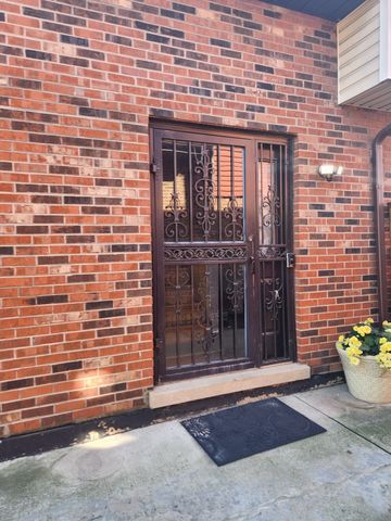 11532 S Avenue G, Chicago, IL 60617