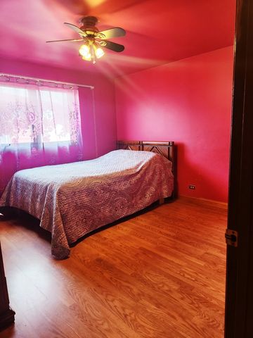 11532 S Avenue G, Chicago, IL 60617