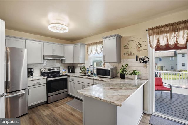844 MARJORY TER, Lancaster, PA 17603