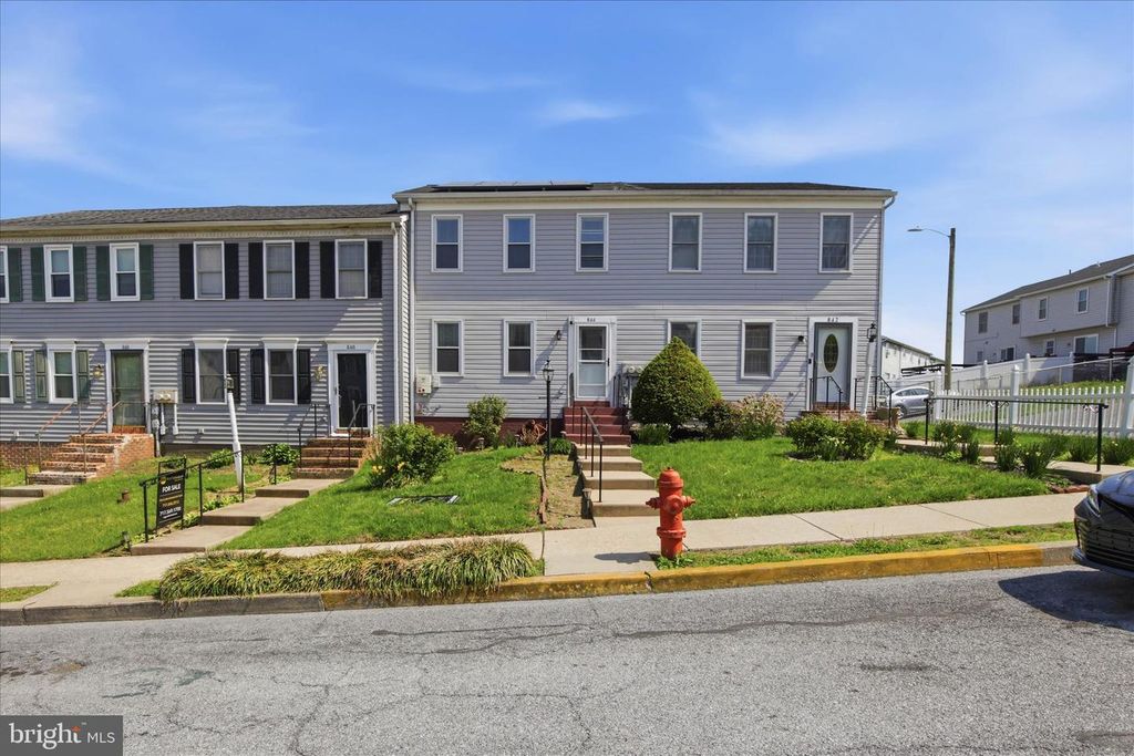 844 MARJORY TER, Lancaster, PA 17603