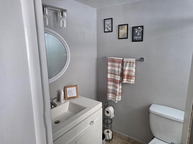 808 SE 7th Street 101, Deerfield Beach, FL 33441