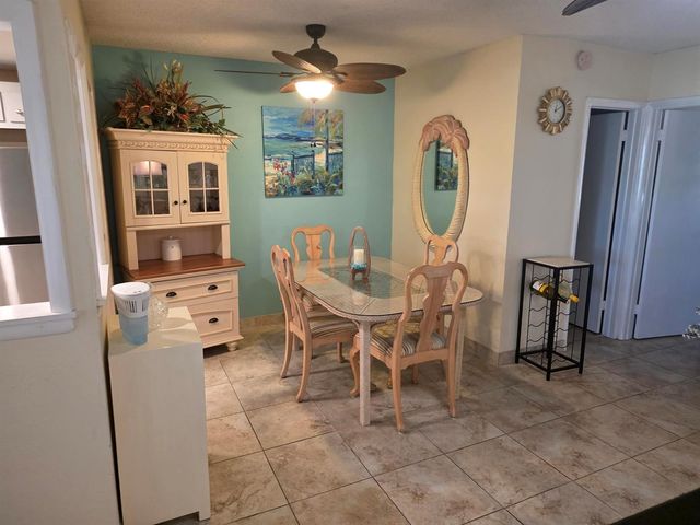808 SE 7th Street 101, Deerfield Beach, FL 33441