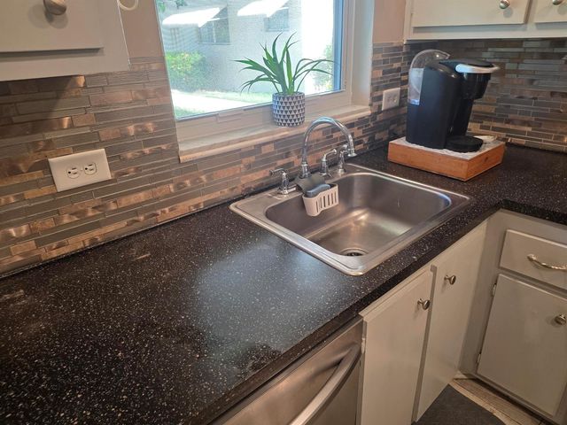 808 SE 7th Street 101, Deerfield Beach, FL 33441