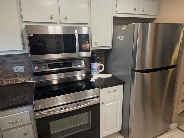 808 SE 7th Street 101, Deerfield Beach, FL 33441