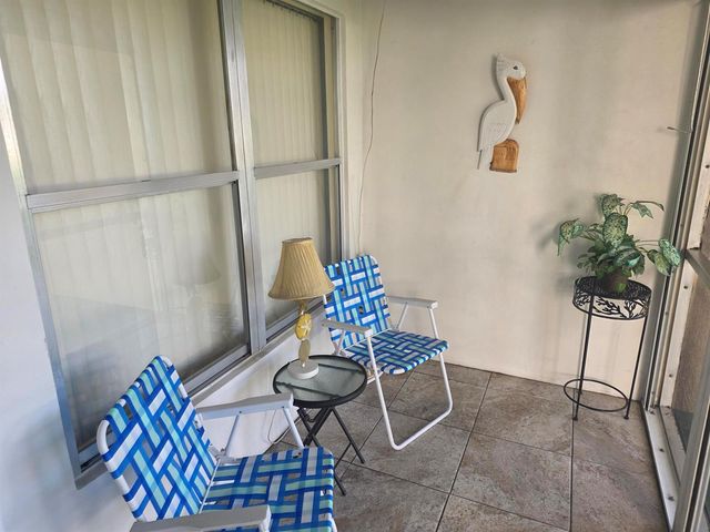 808 SE 7th Street 101, Deerfield Beach, FL 33441