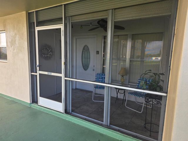 808 SE 7th Street 101, Deerfield Beach, FL 33441