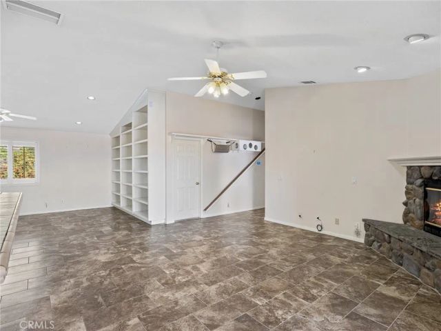16992 Joshua, Apple Valley, CA 92307