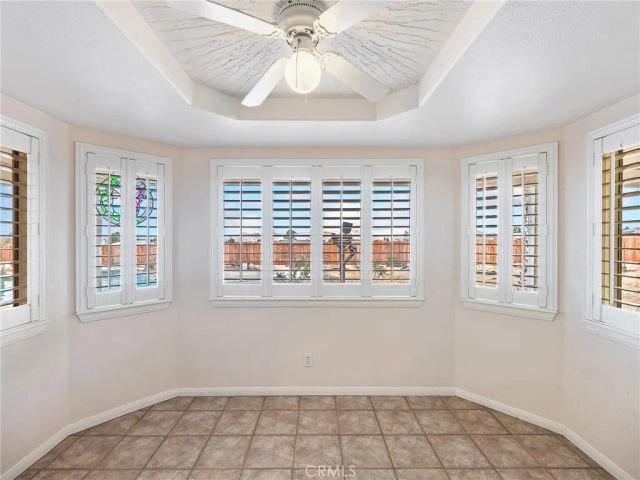 16992 Joshua, Apple Valley, CA 92307