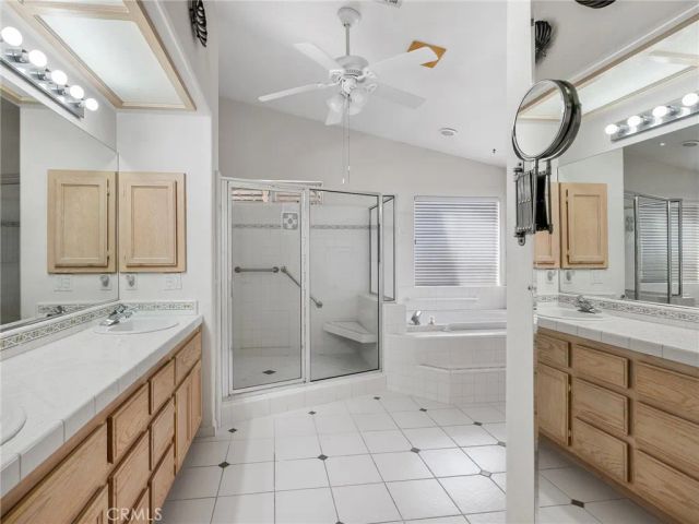 16992 Joshua, Apple Valley, CA 92307