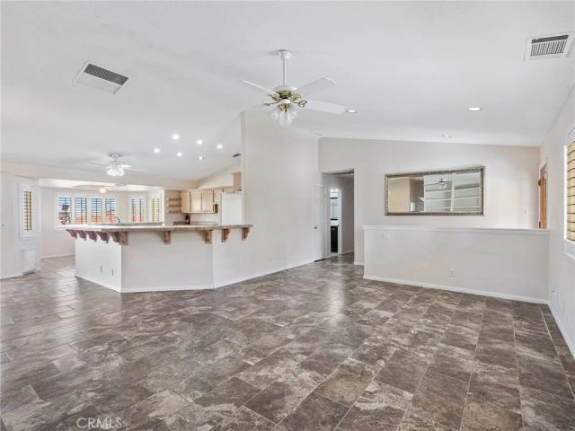 16992 Joshua, Apple Valley, CA 92307
