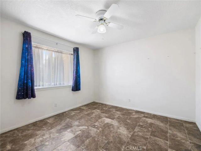 16992 Joshua, Apple Valley, CA 92307