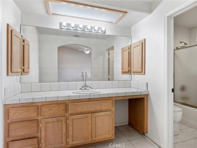 16992 Joshua, Apple Valley, CA 92307