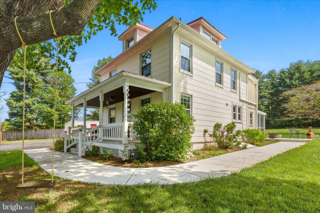 Image 2 of property listing at 8701C YELLOW SPRINGS RD, Frederick, MD 21702