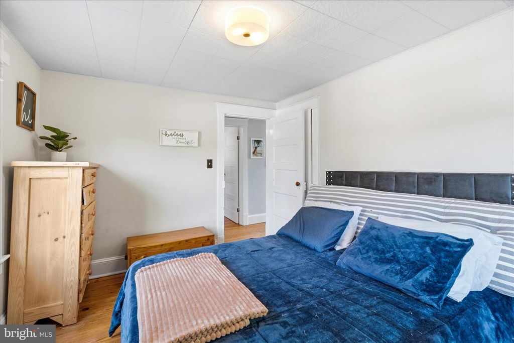 Image 24 of property listing at 8701C YELLOW SPRINGS RD, Frederick, MD 21702