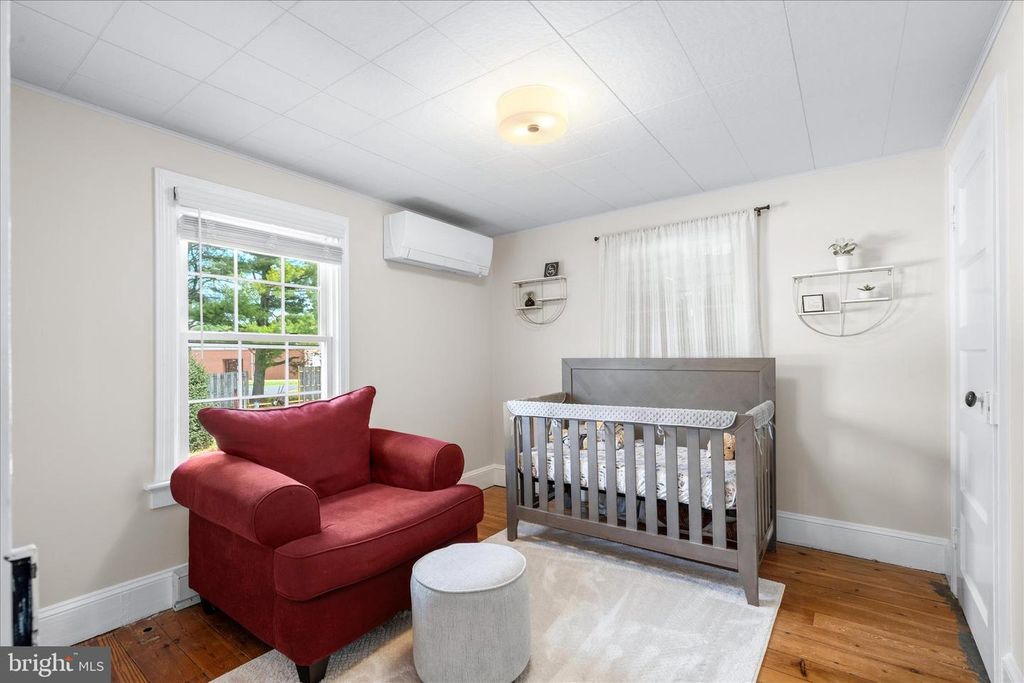 Image 25 of property listing at 8701C YELLOW SPRINGS RD, Frederick, MD 21702