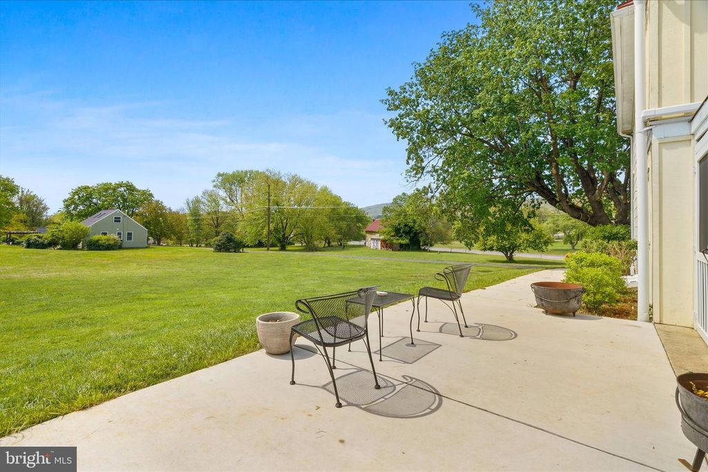 Image 28 of property listing at 8701C YELLOW SPRINGS RD, Frederick, MD 21702