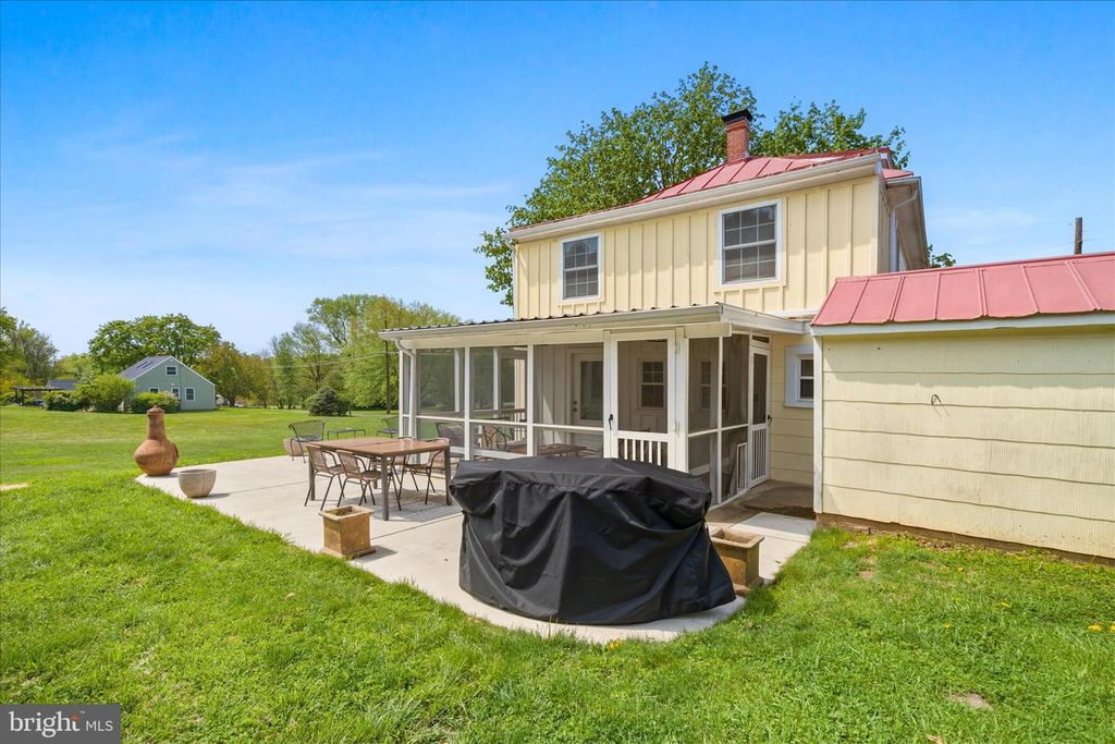 Image 30 of property listing at 8701C YELLOW SPRINGS RD, Frederick, MD 21702