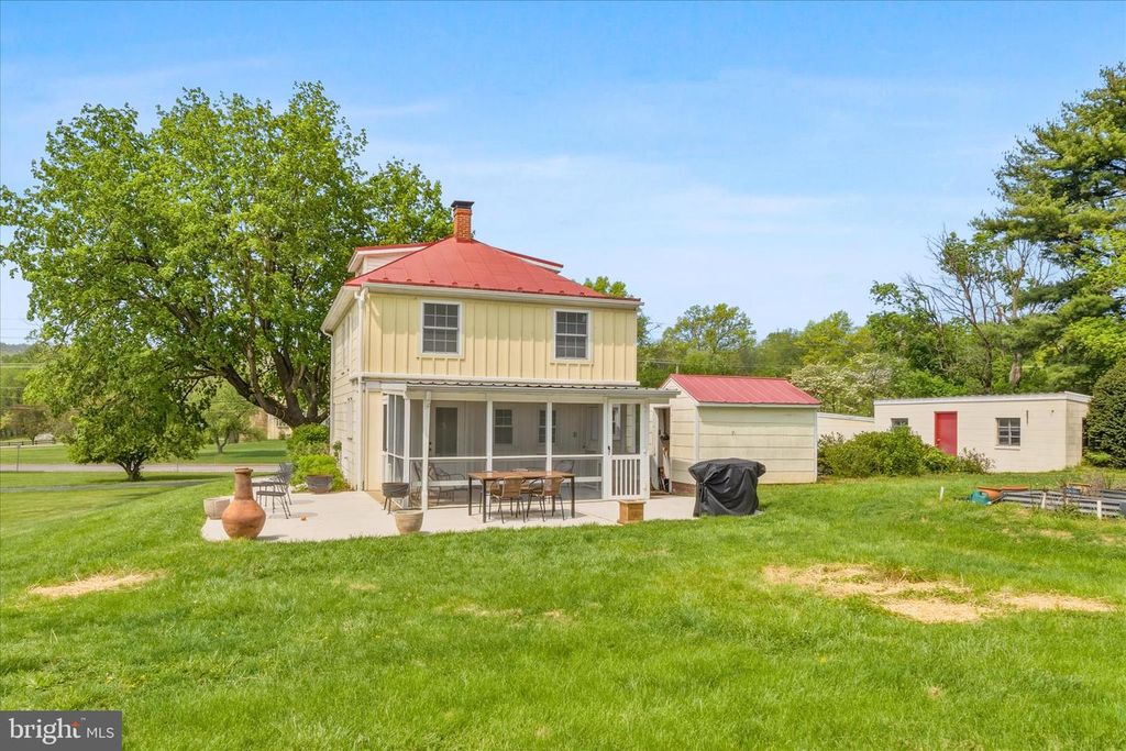 Image 32 of property listing at 8701C YELLOW SPRINGS RD, Frederick, MD 21702