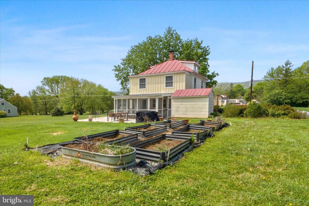 Image 33 of property listing at 8701C YELLOW SPRINGS RD, Frederick, MD 21702