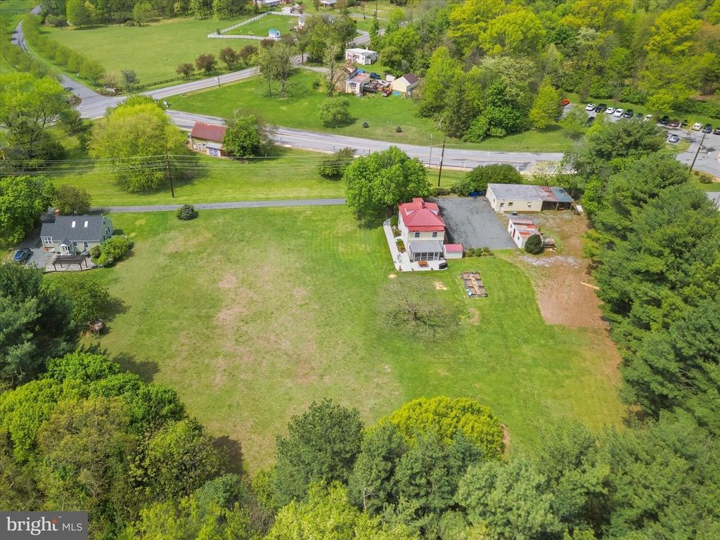 Image 40 of property listing at 8701C YELLOW SPRINGS RD, Frederick, MD 21702