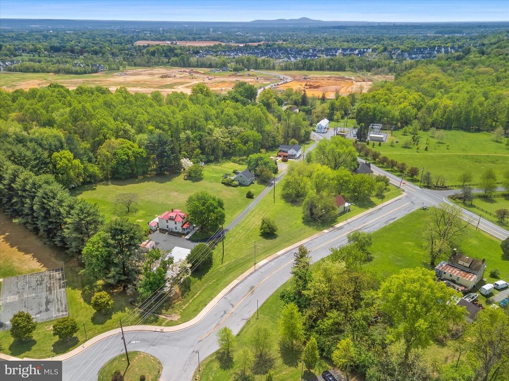 Image 42 of property listing at 8701C YELLOW SPRINGS RD, Frederick, MD 21702