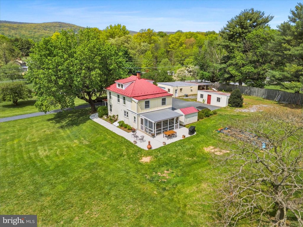 Image 44 of property listing at 8701C YELLOW SPRINGS RD, Frederick, MD 21702