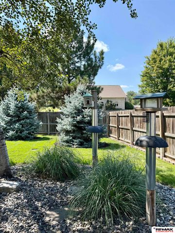 5521 S 72nd Street, Lincoln, NE 68516