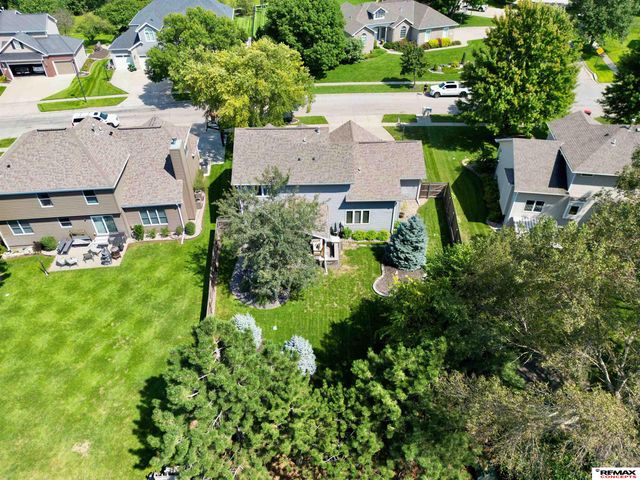 5521 S 72nd Street, Lincoln, NE 68516