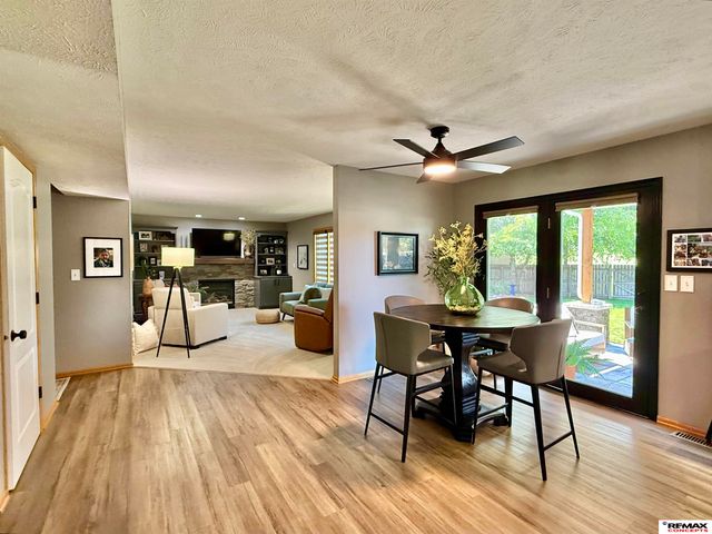5521 S 72nd Street, Lincoln, NE 68516