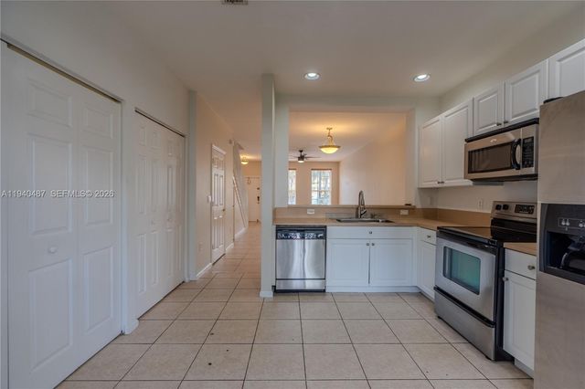 729 NW 42nd Ave, Plantation, FL 33317