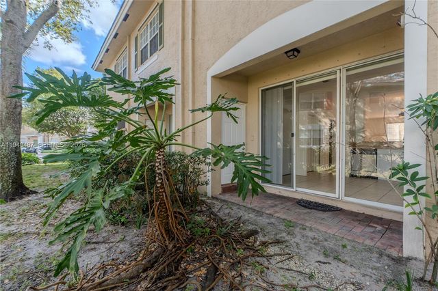 729 NW 42nd Ave, Plantation, FL 33317