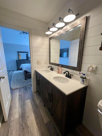 532 Gleaming Drive, 164, Galloway, OH 43119
