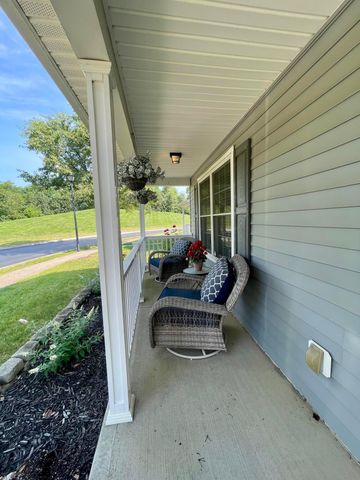 532 Gleaming Drive, 164, Galloway, OH 43119