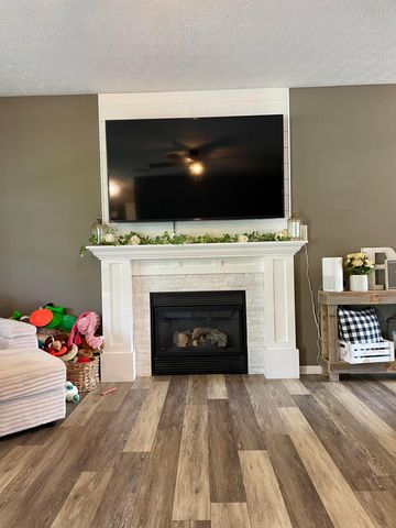 532 Gleaming Drive, 164, Galloway, OH 43119