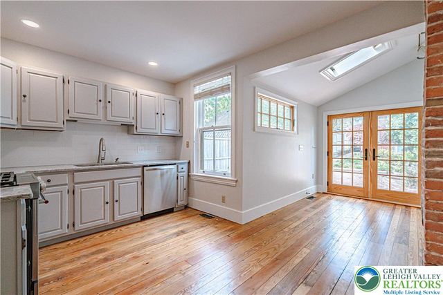239 Church Street, Bethlehem City, PA 18018