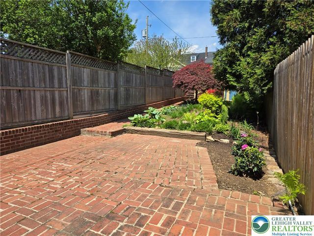 239 Church Street, Bethlehem City, PA 18018