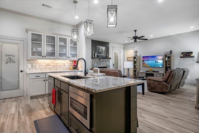 24012 Wildflower Cir., Lindale, TX 75771