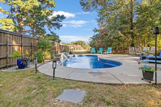 24012 Wildflower Cir., Lindale, TX 75771