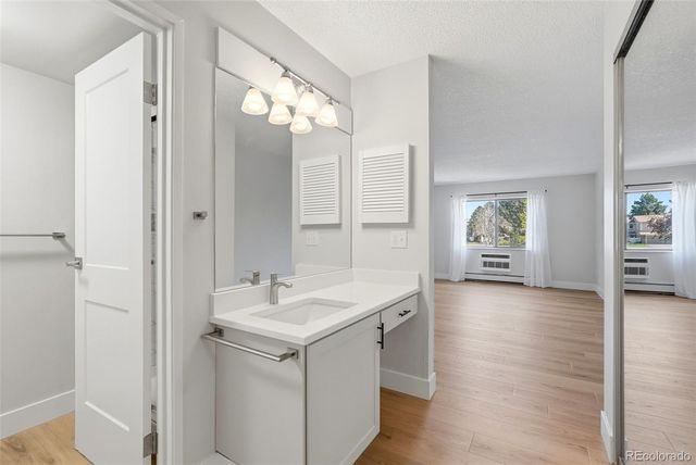 13601 E Marina Drive 105, Aurora, CO 80014