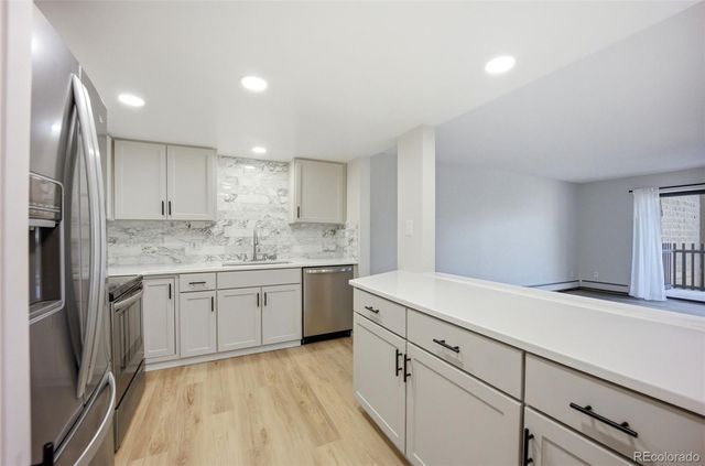 13601 E Marina Drive 105, Aurora, CO 80014