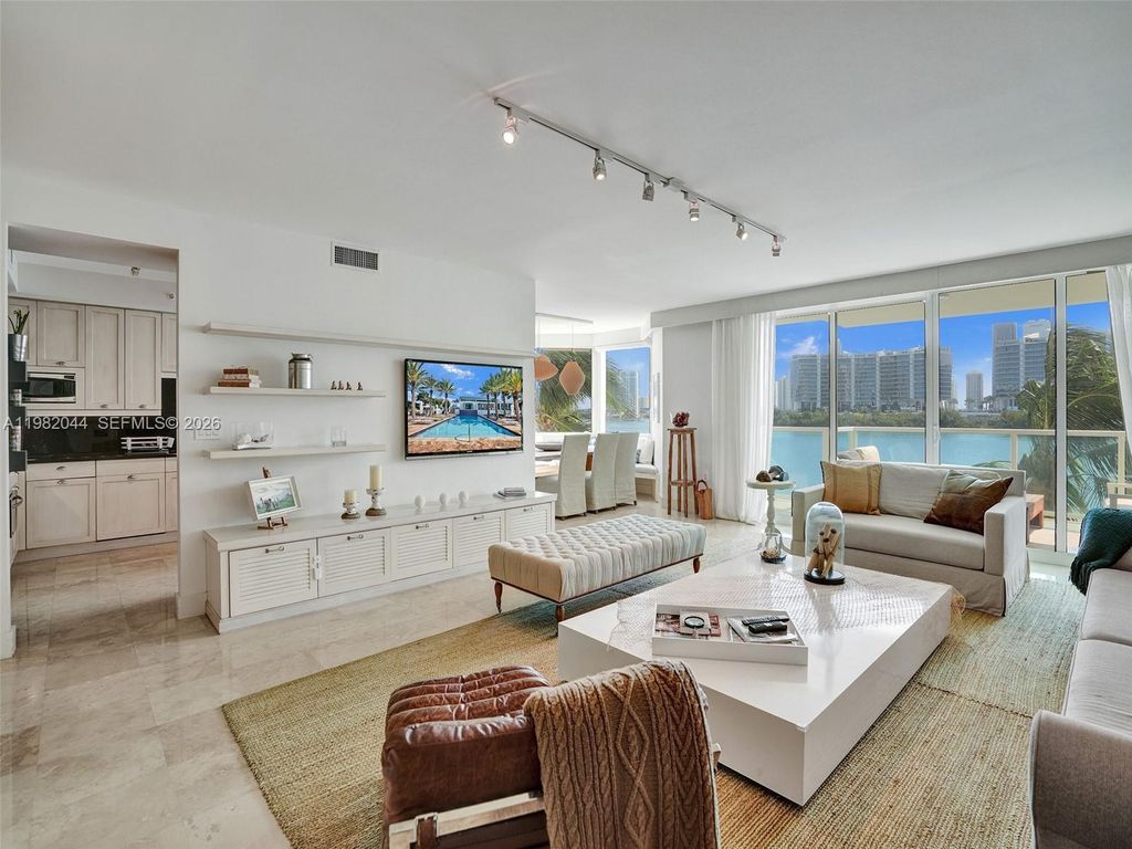 3201 NE 183rd Street 301, Aventura, FL 33160