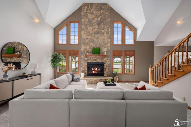 8911 Schroeder Road, Riga, MI 49276