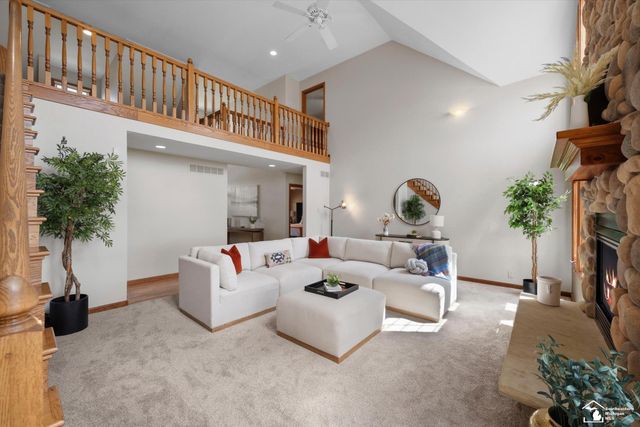 8911 Schroeder Road, Riga, MI 49276