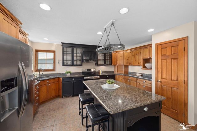8911 Schroeder Road, Riga, MI 49276
