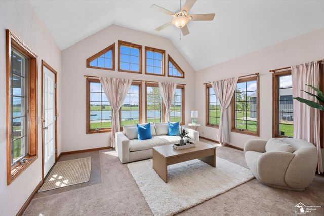 8911 Schroeder Road, Riga, MI 49276