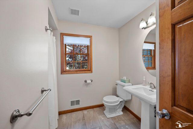 8911 Schroeder Road, Riga, MI 49276
