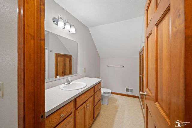 8911 Schroeder Road, Riga, MI 49276