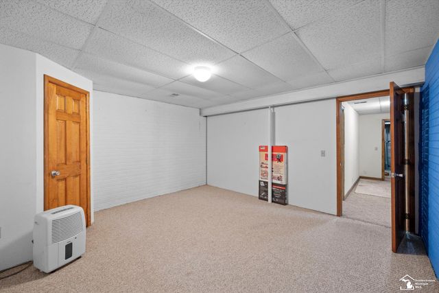 8911 Schroeder Road, Riga, MI 49276