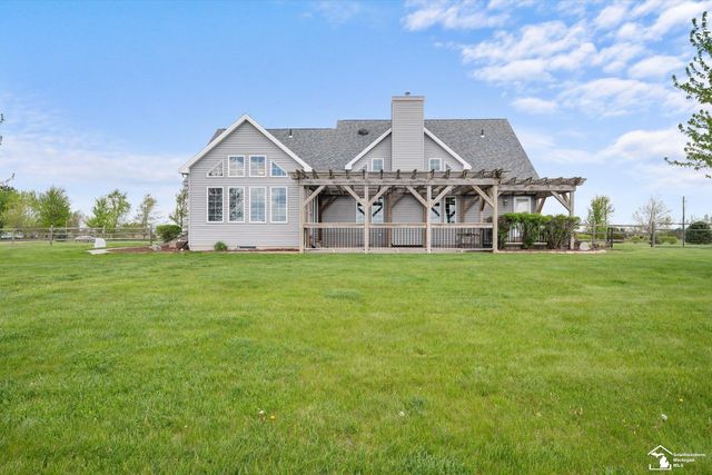 8911 Schroeder Road, Riga, MI 49276