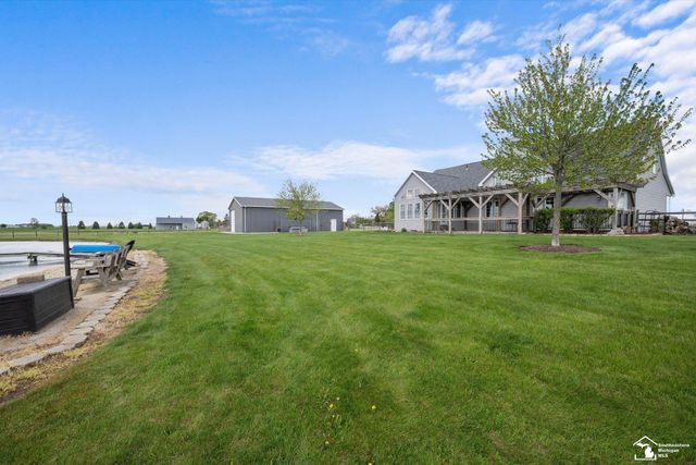 8911 Schroeder Road, Riga, MI 49276